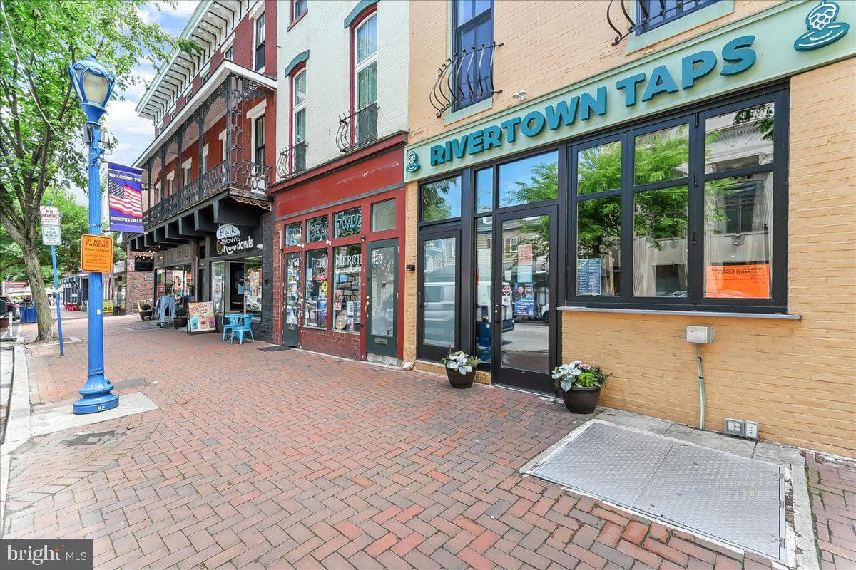 136 Walnut Street photo 36