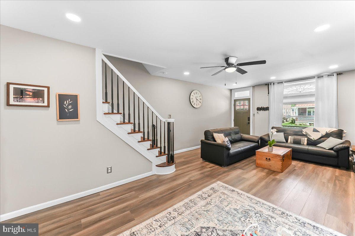 136 Walnut Street photo 7
