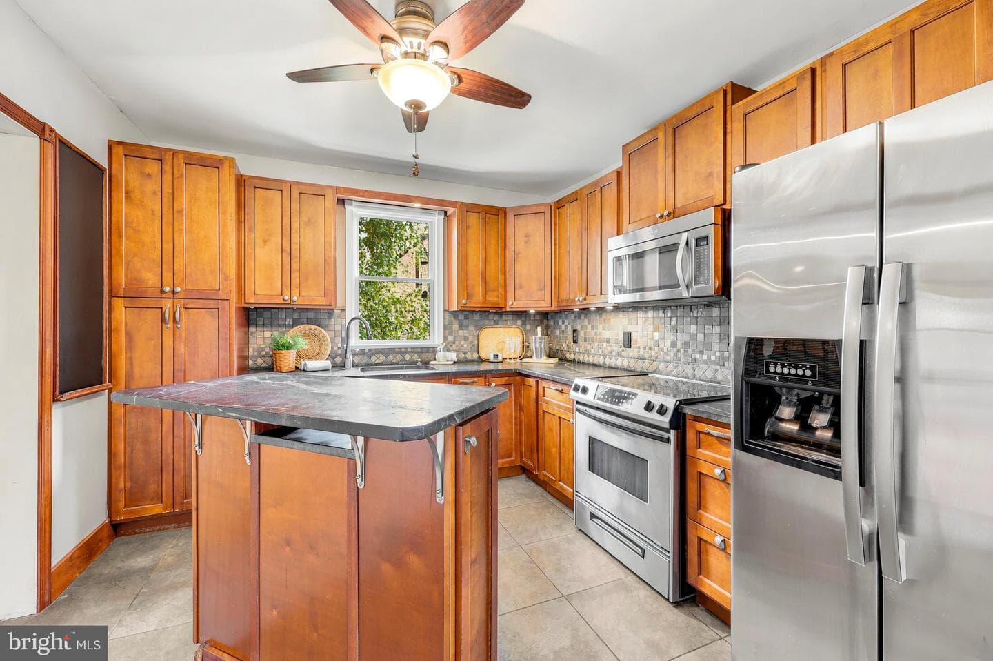 322 Cottage Avenue photo 14