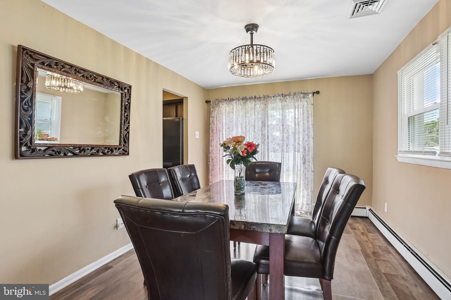 1040 East Avenue photo 6