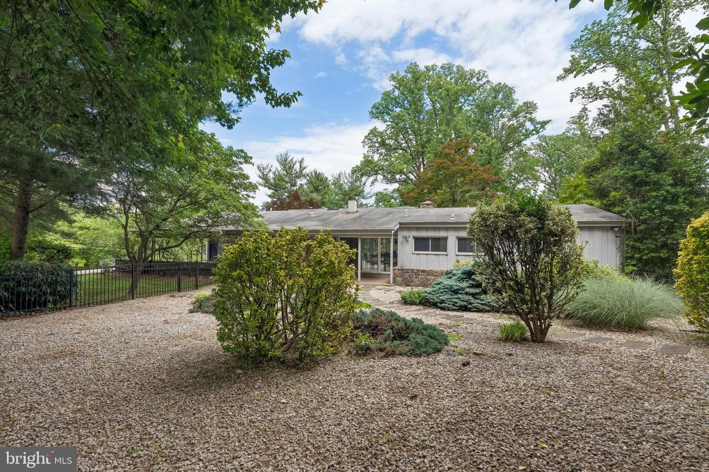 1633 Monk Road photo 33