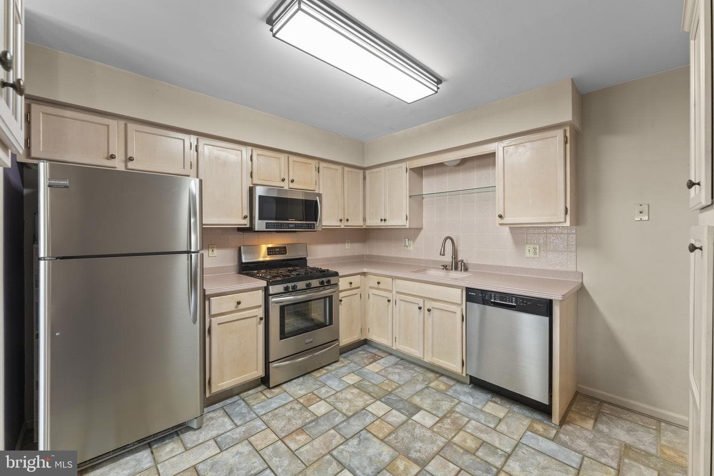 1171 Hill Road photo 11