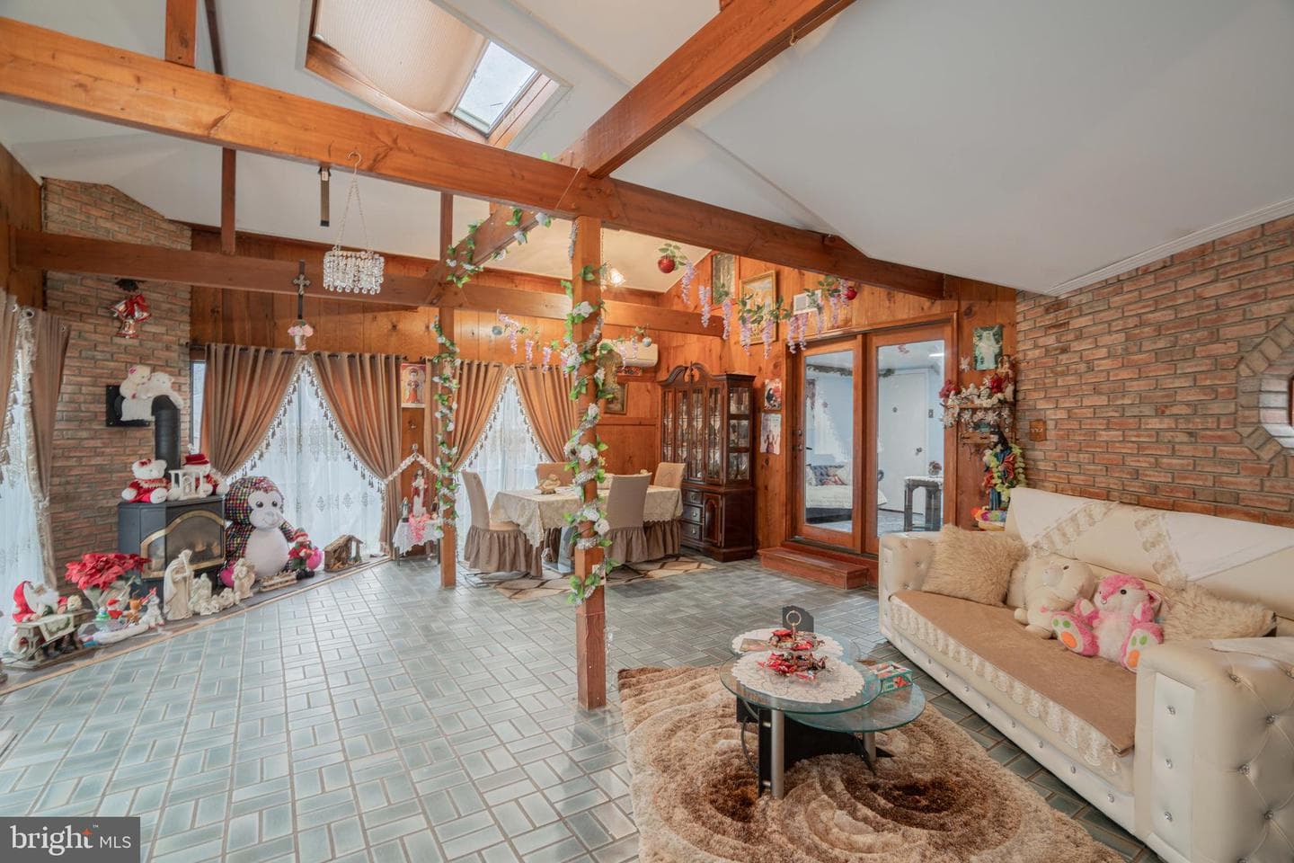 1606 N Line Street photo 28