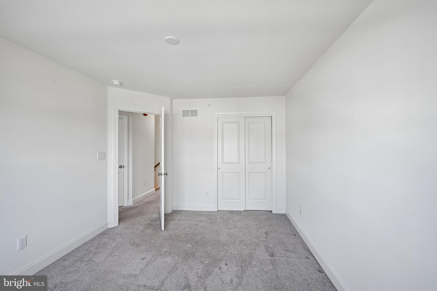 154 Larrabee Way photo 29