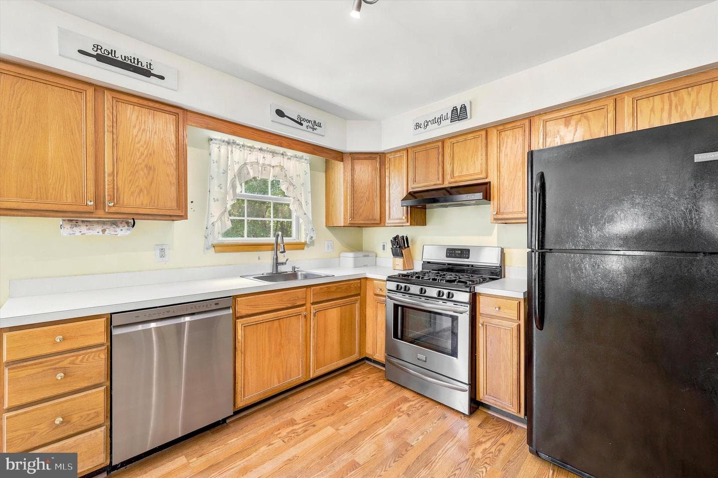 2729 Galloway Avenue photo 11
