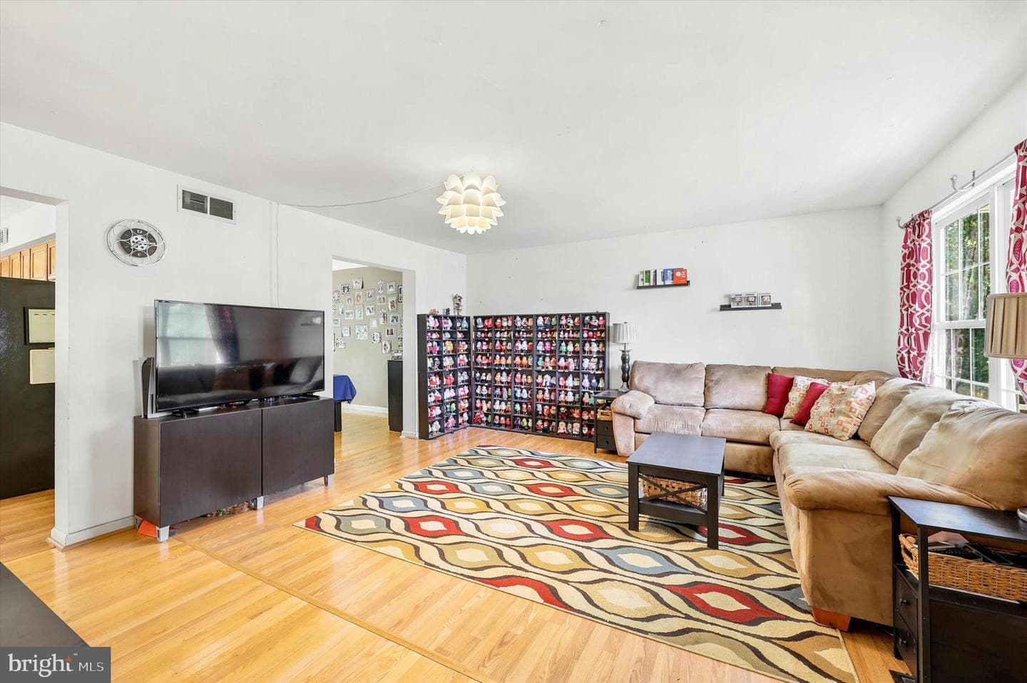 2729 Galloway Avenue photo 4