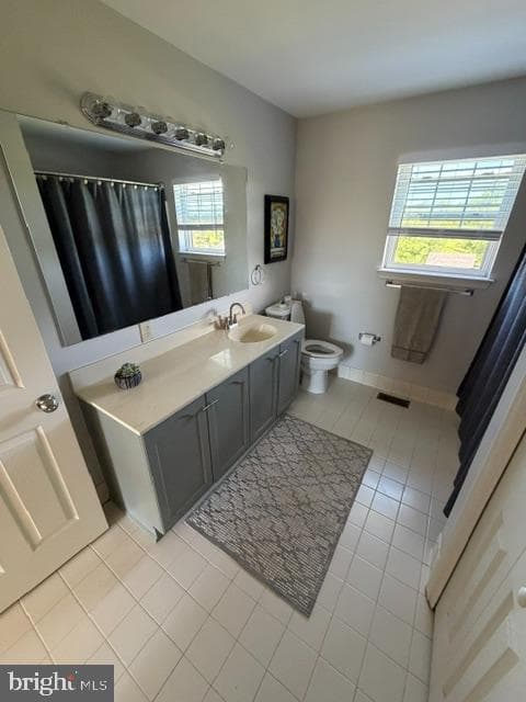 2051 Lockerbie Road photo 55