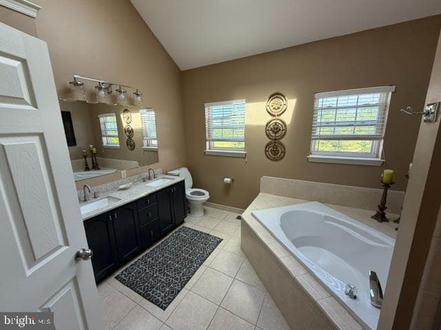 2051 Lockerbie Road photo 59