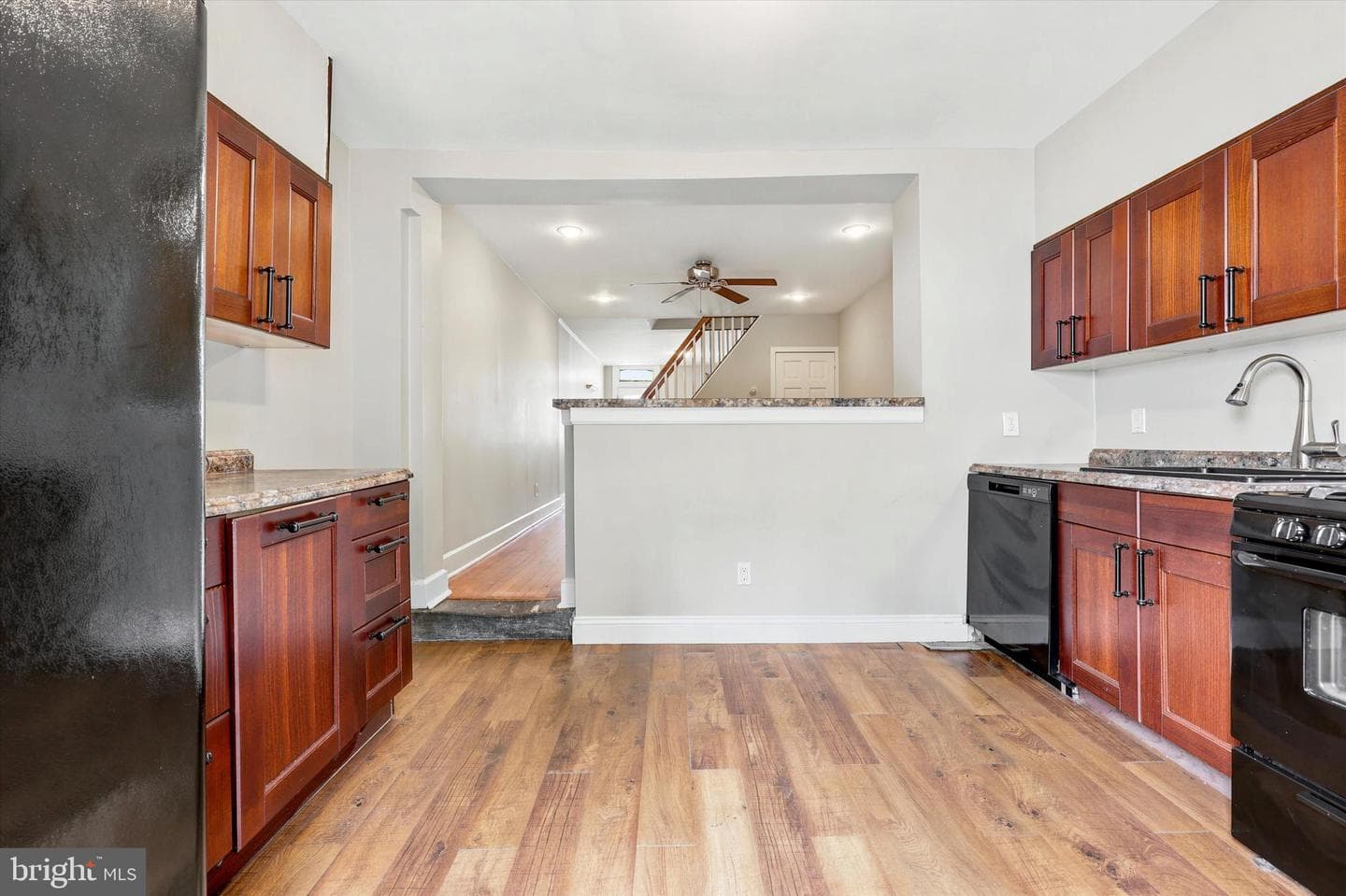 627 Spring Mill Avenue photo 14