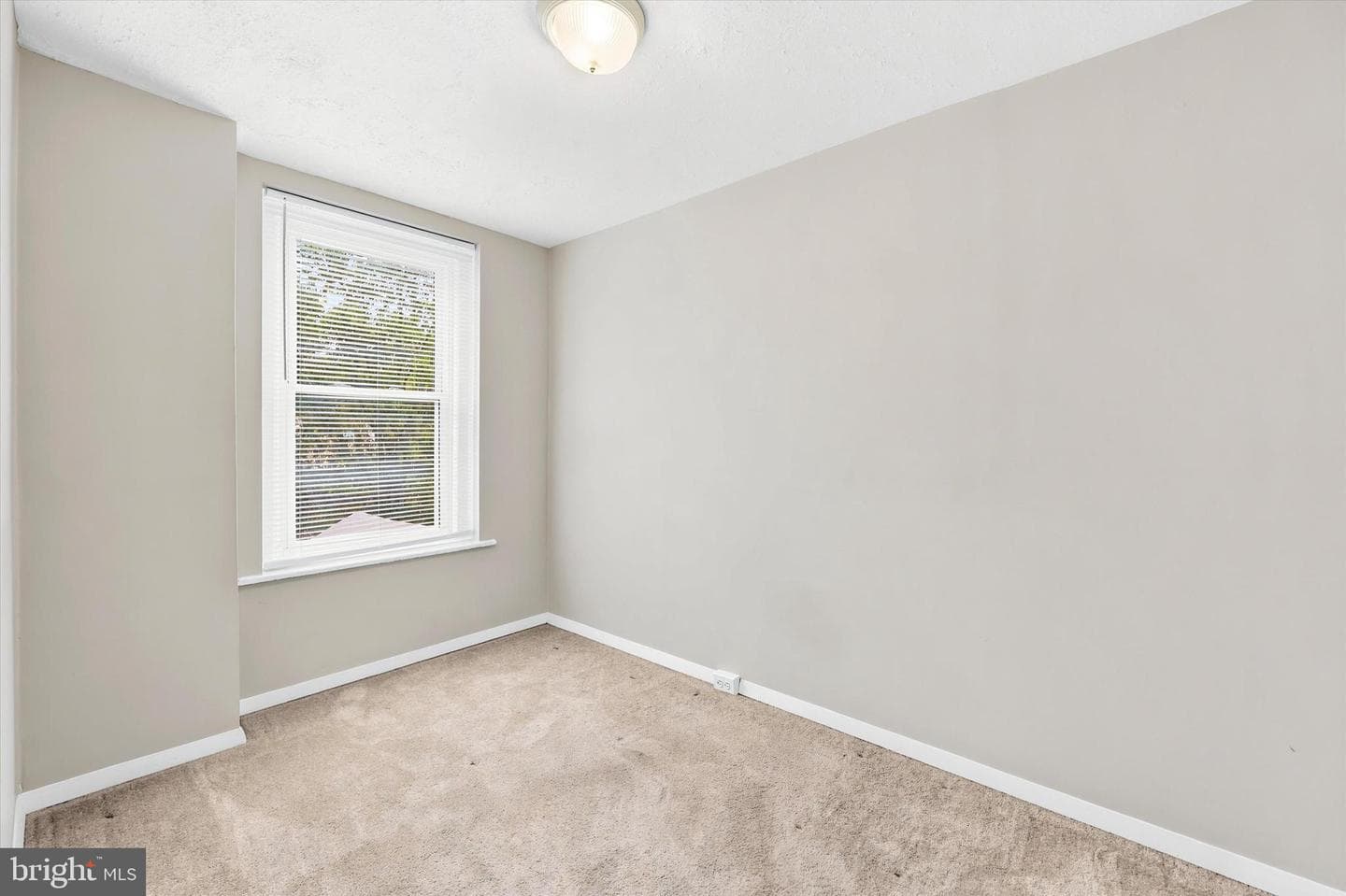 627 Spring Mill Avenue photo 17