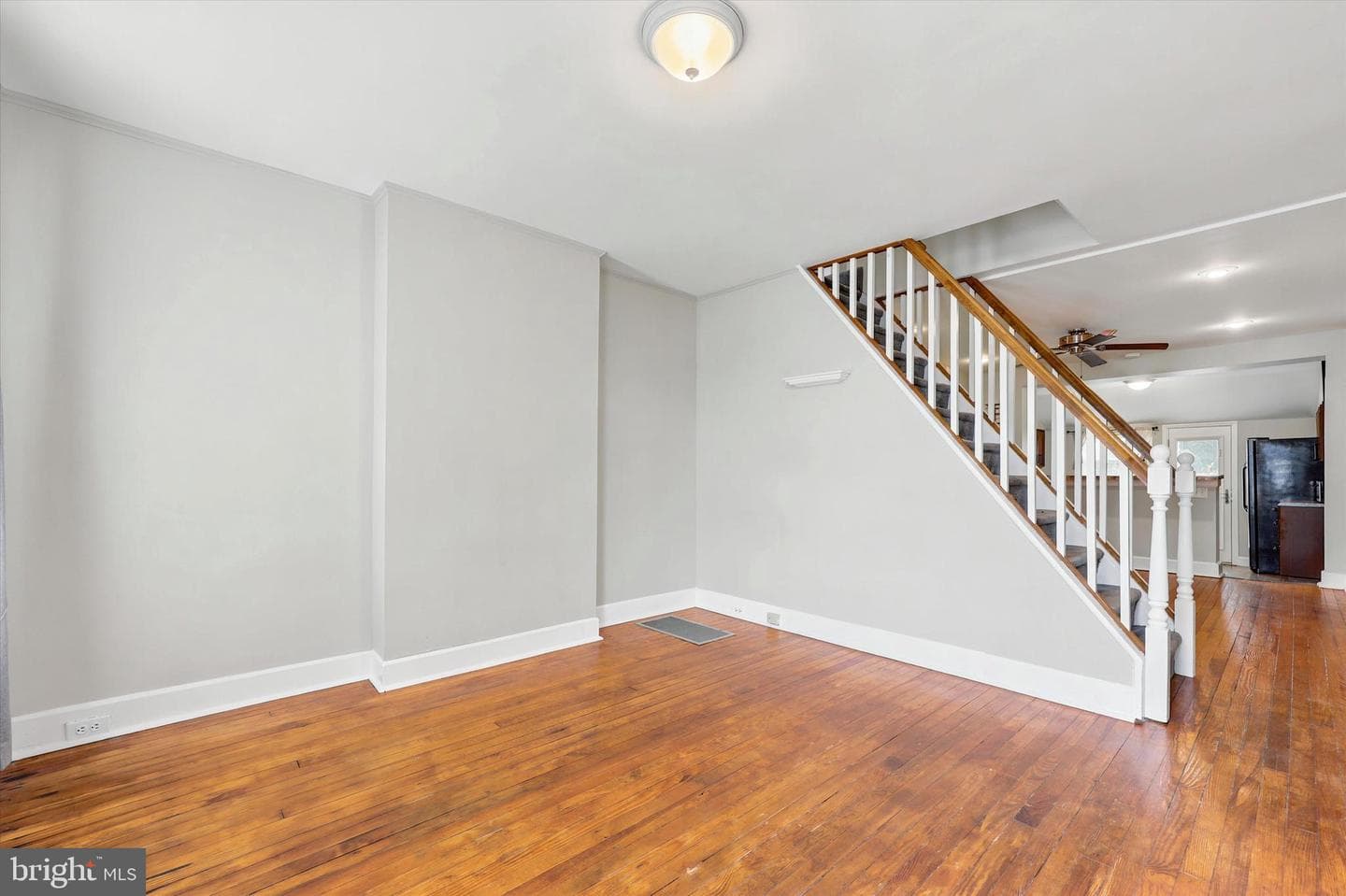 627 Spring Mill Avenue photo 6