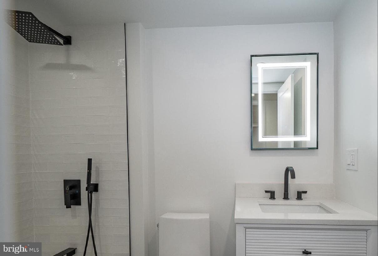 20928 Valley Forge Circle #928 photo 7