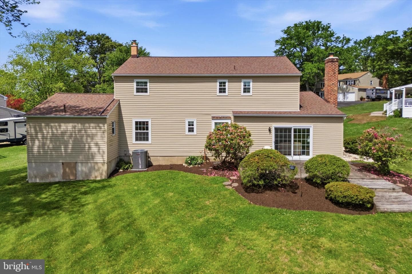 22 Woodstock Circle photo 39