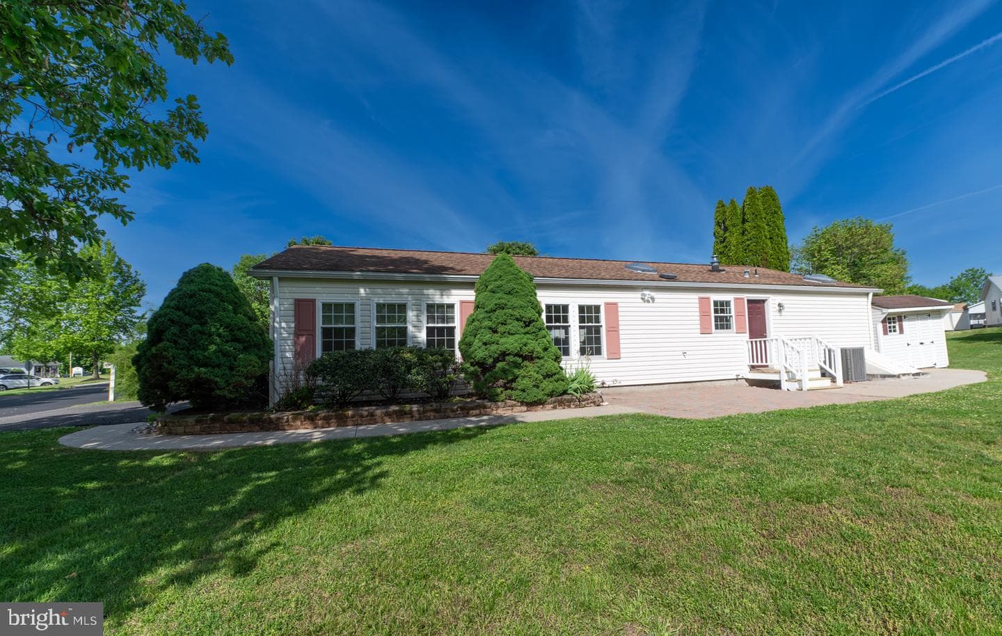 201 Village Way