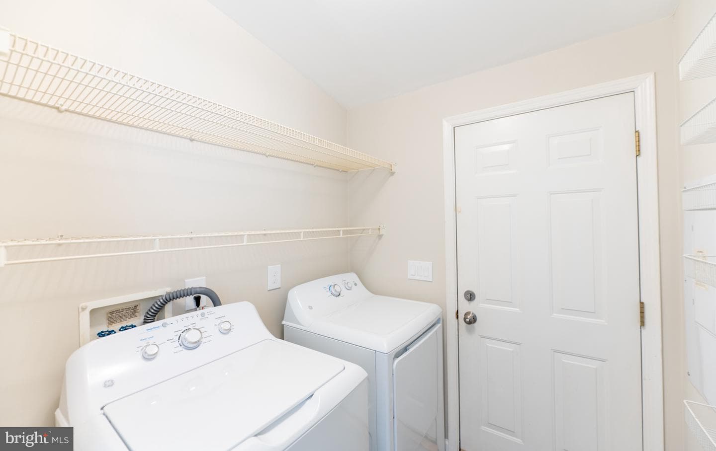 201 Village Way photo 32