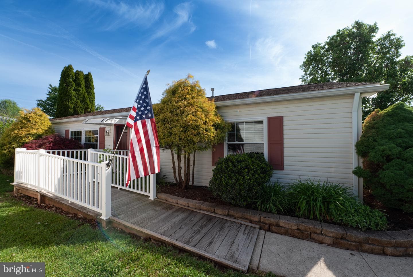 201 Village Way photo 8