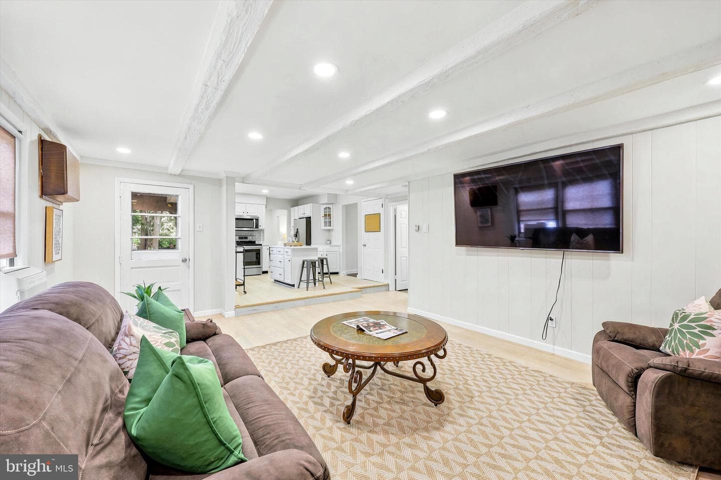 1421 Cathys Lane photo 14