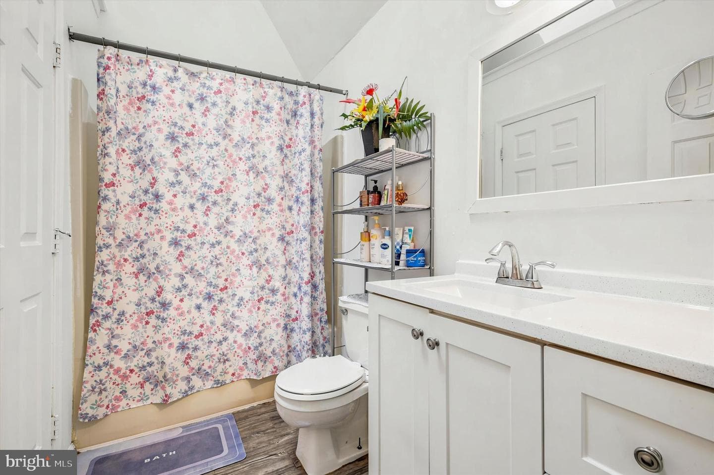 625 Coates Ln photo 16