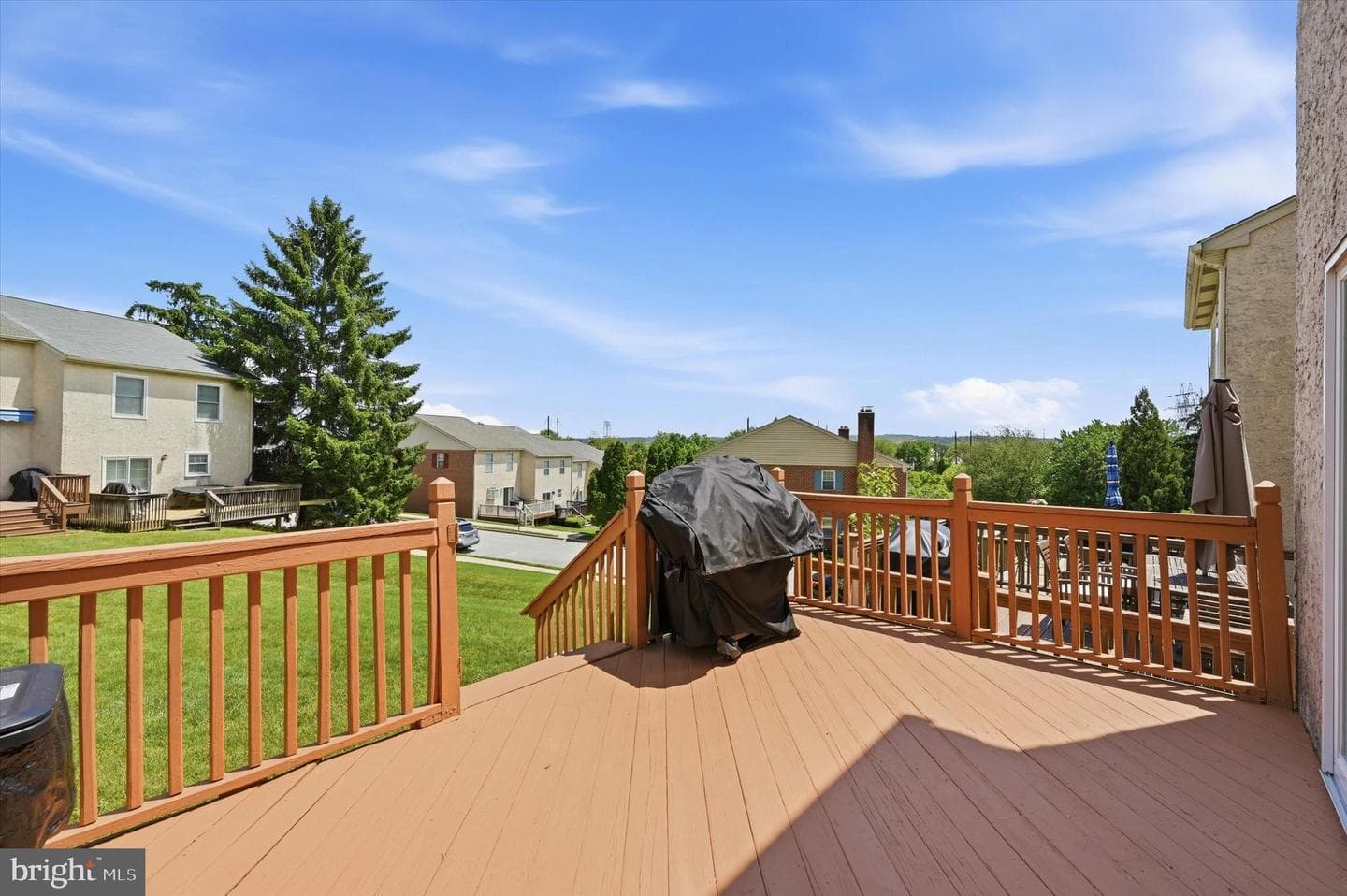 625 Coates Ln photo 23