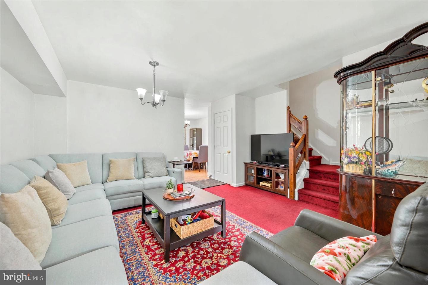 625 Coates Ln photo 7