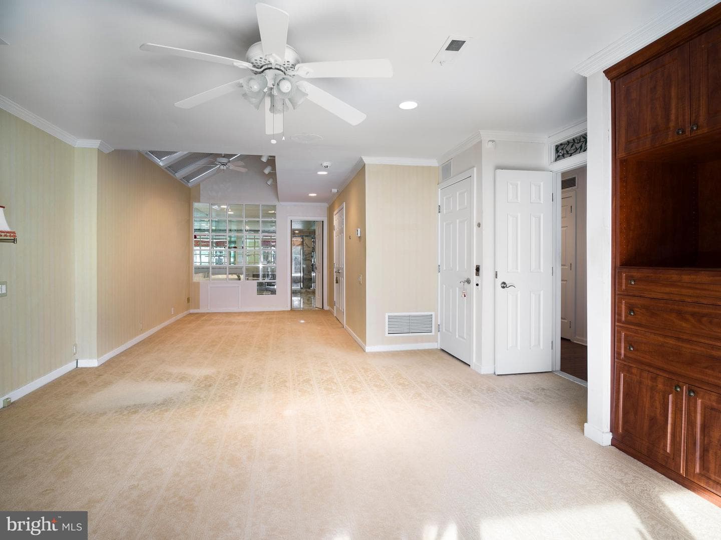 1270 Round Hill Road photo 24