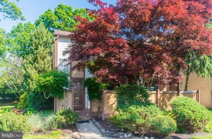 601 Bismark Way photo 1