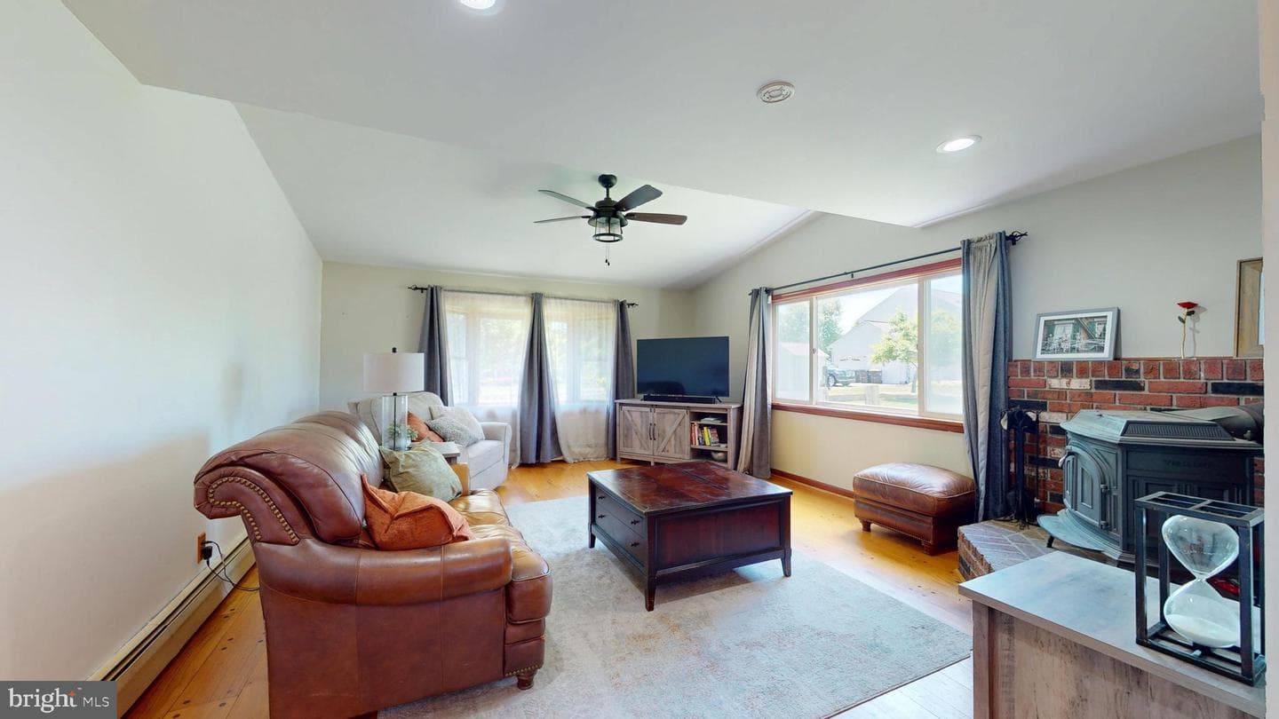490 Smokepipe Road photo 19