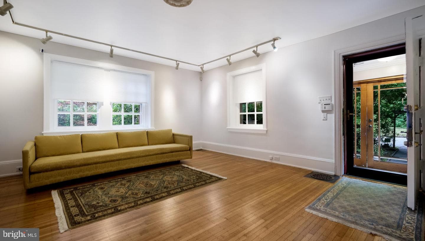 104 Edgehill Road photo 8