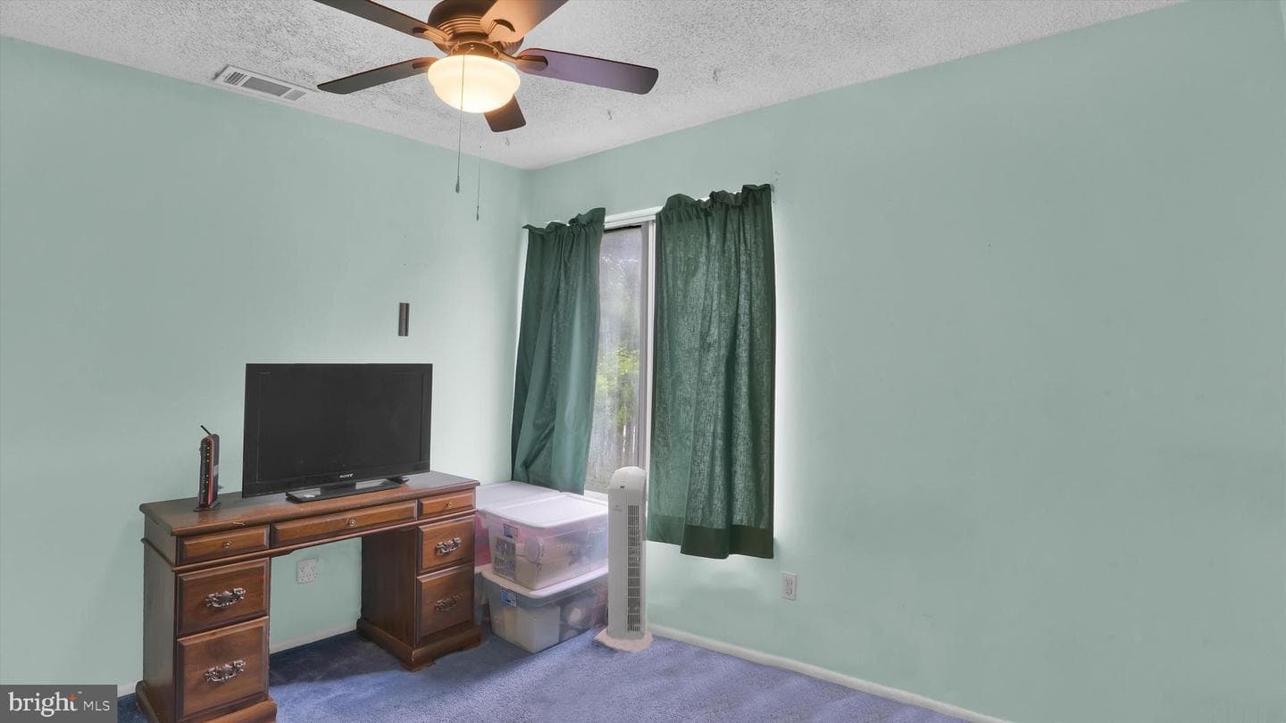299 Bridge Street photo 24