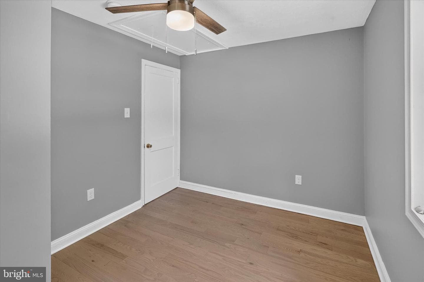 354 W Church Road photo 9