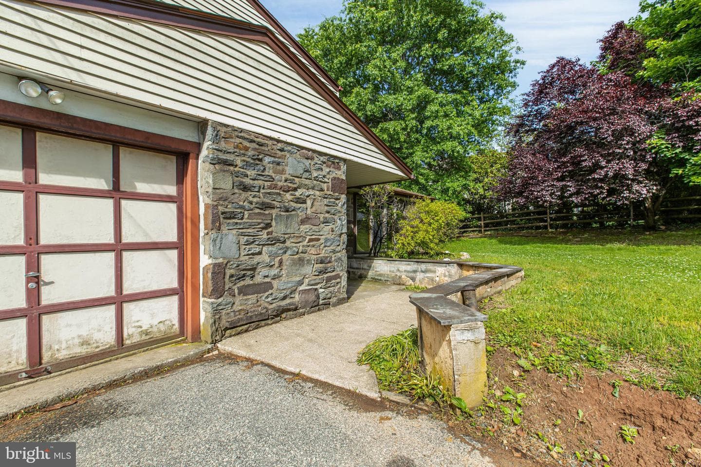 532 Cedar Drive photo 3