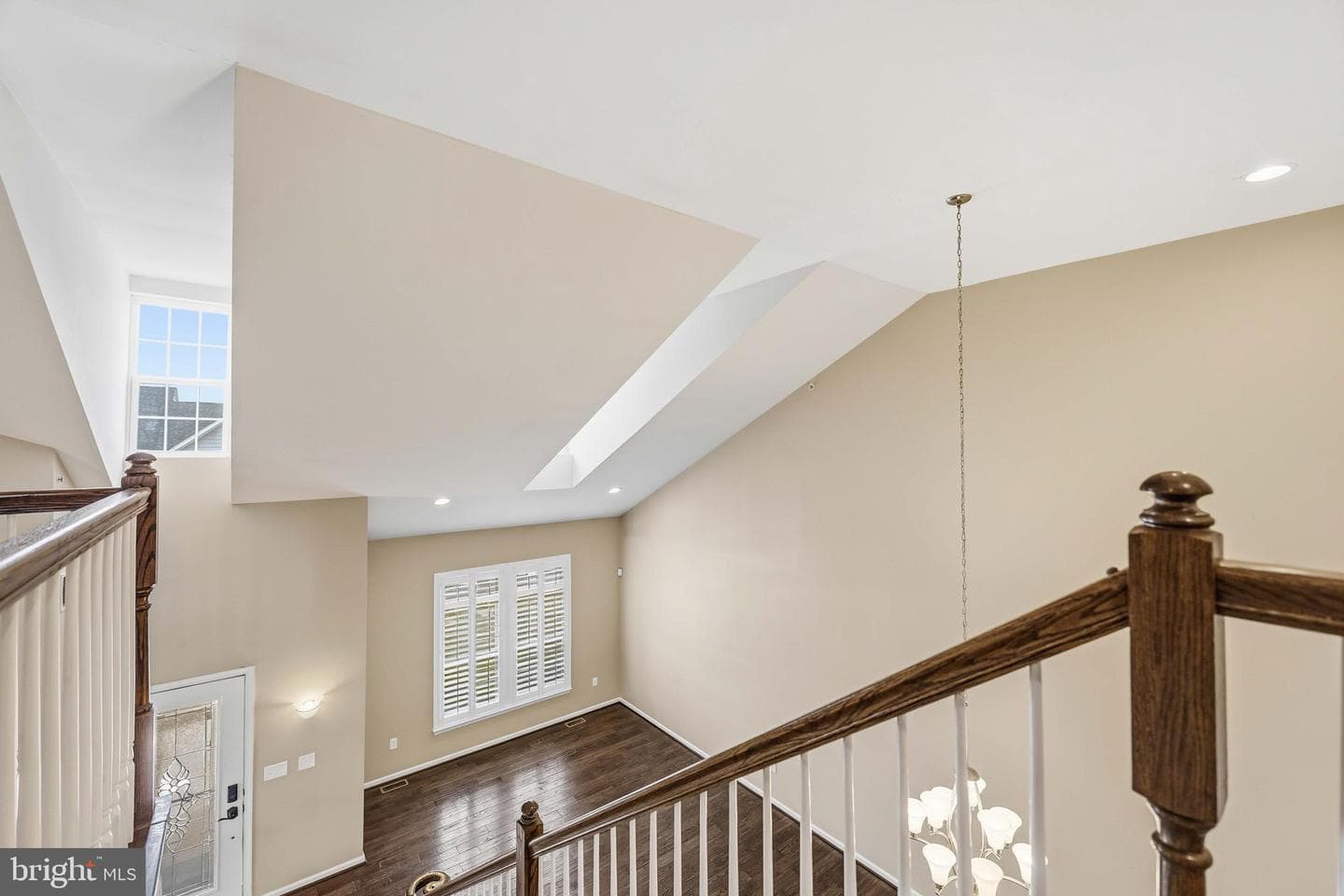860 Reynards Run photo 37