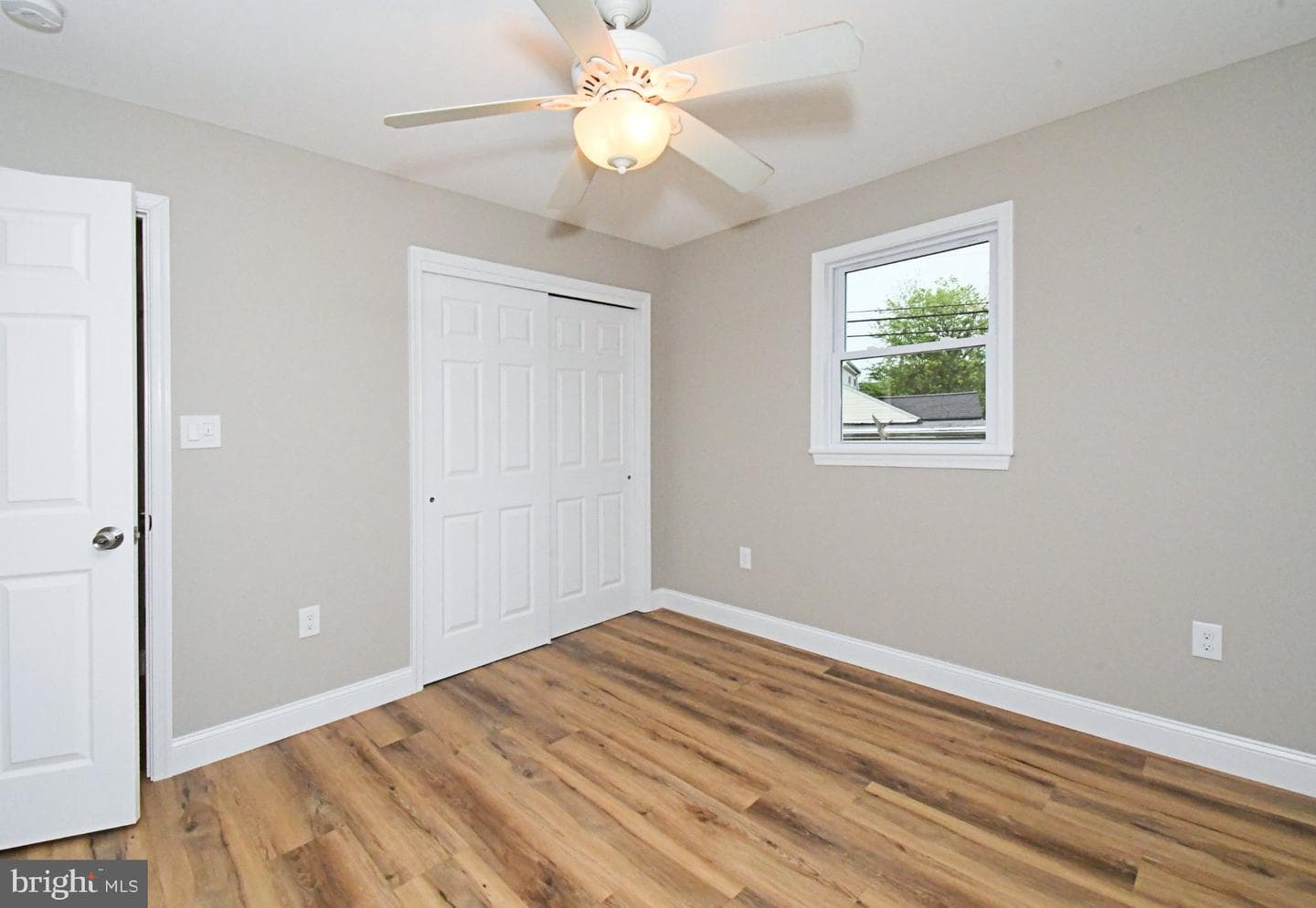 306 Independence Road photo 21