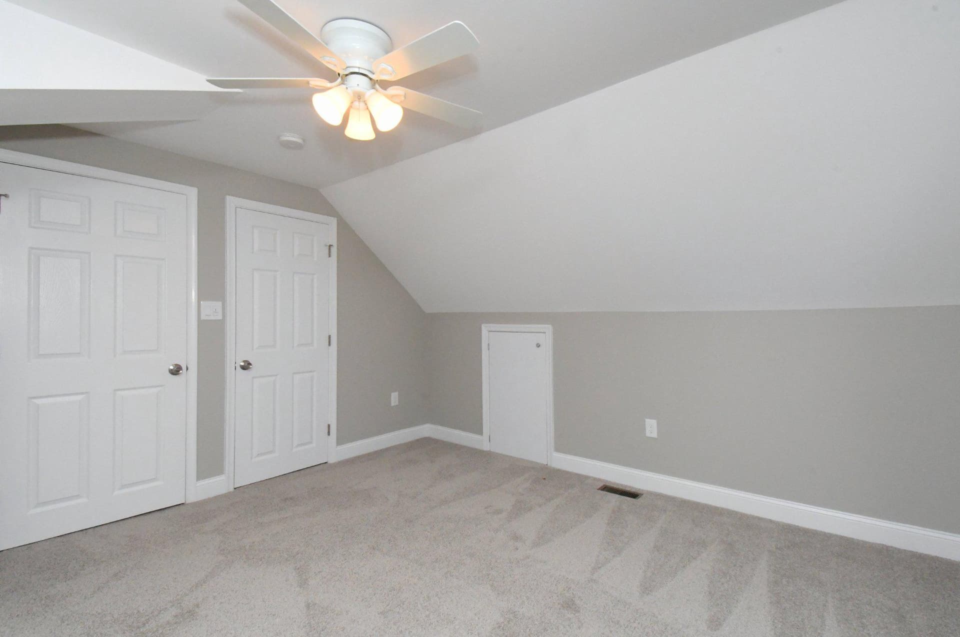 306 Independence Road photo 30