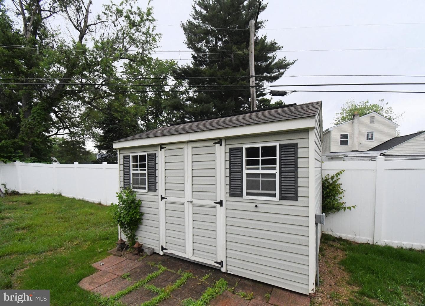 306 Independence Road photo 43
