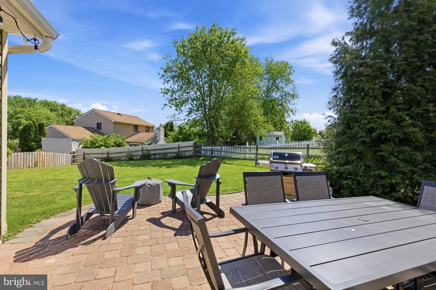 425 Sawyer Drive photo 8