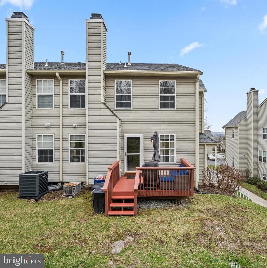 723 Thornhill Dr photo 34