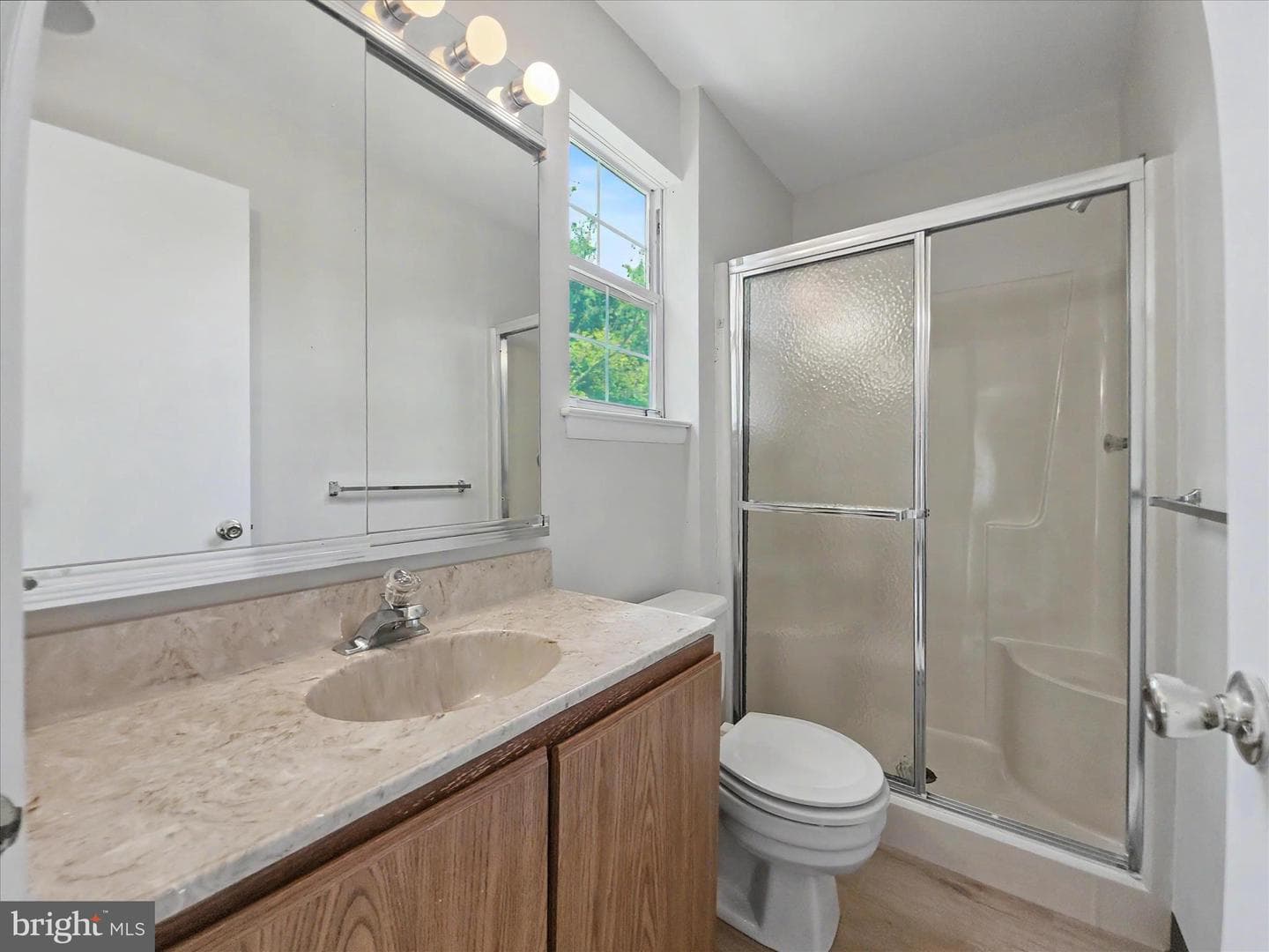 1306 Fairbourne Court photo 16
