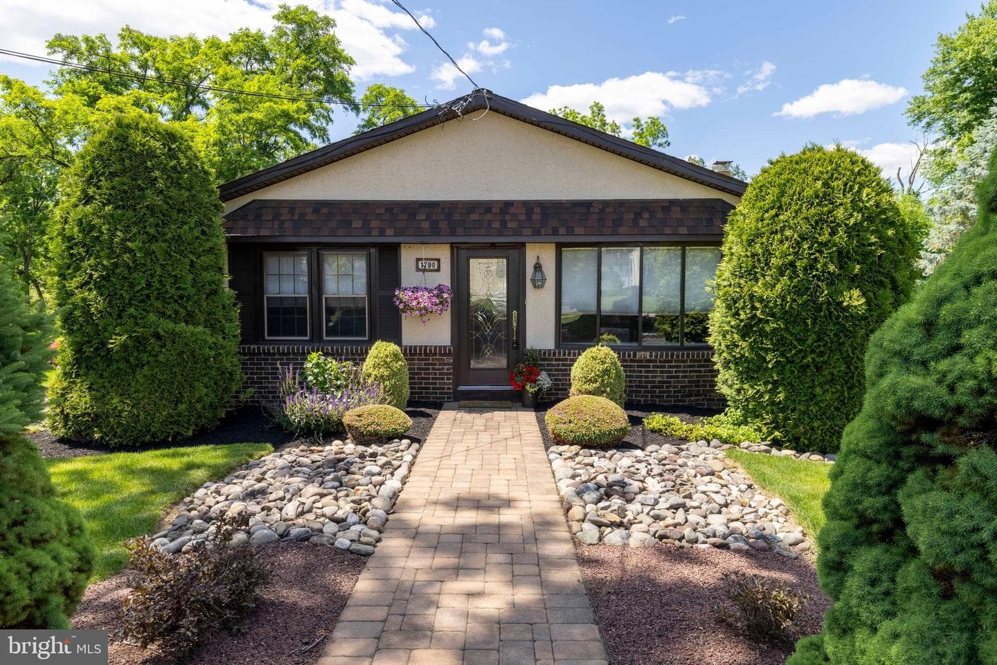 1790 Twining Road photo 3