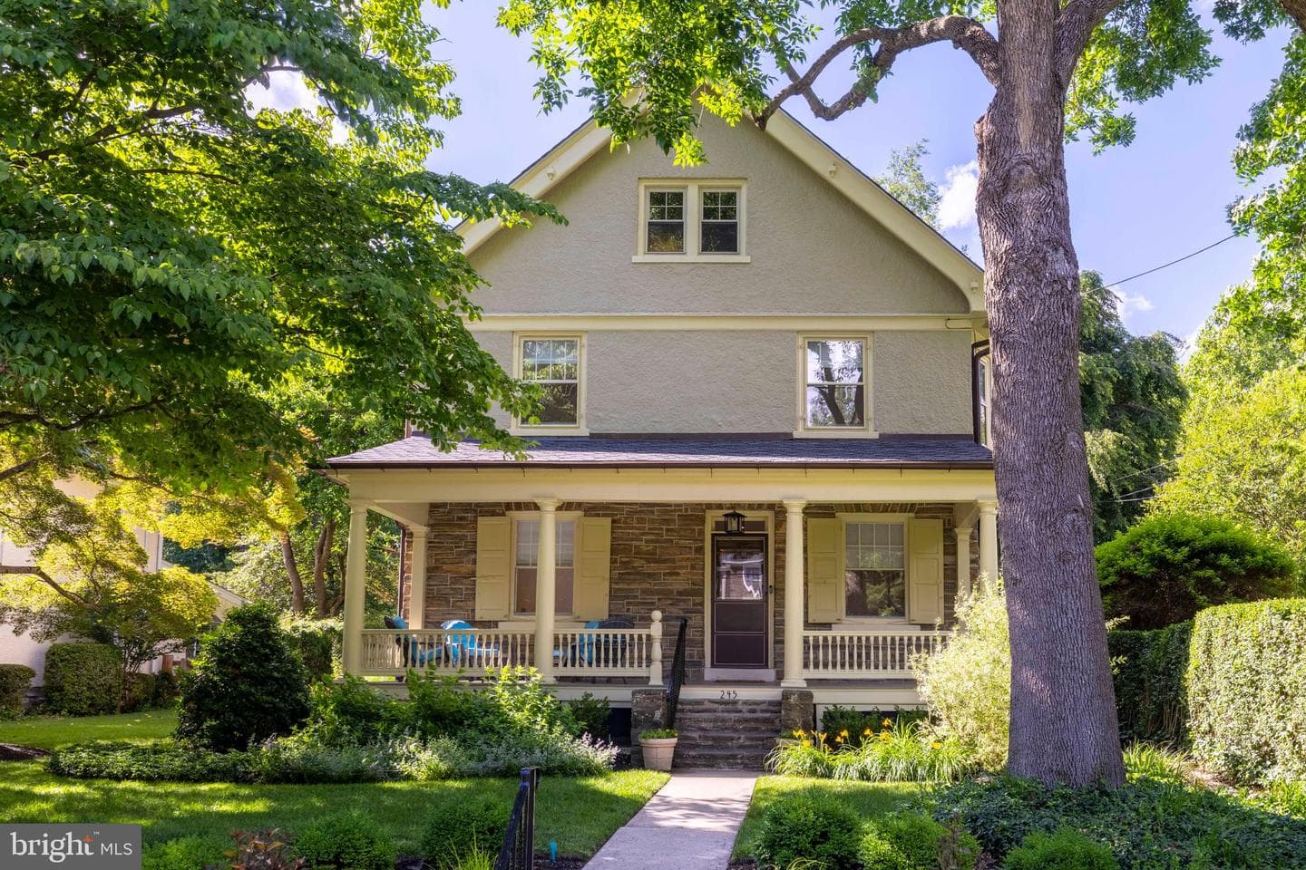 245 Mather Road photo 1