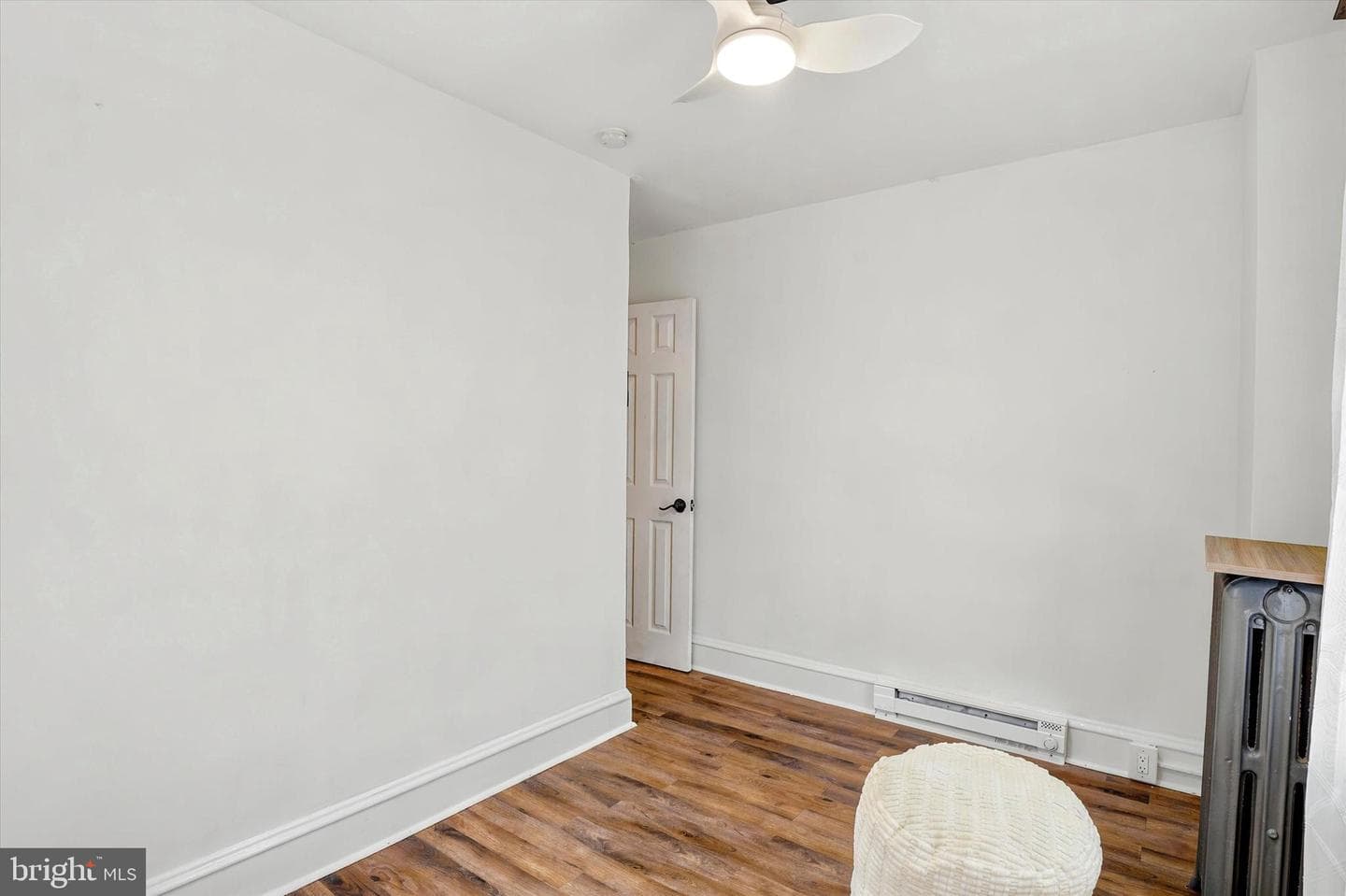 859 W 2nd Street photo 13
