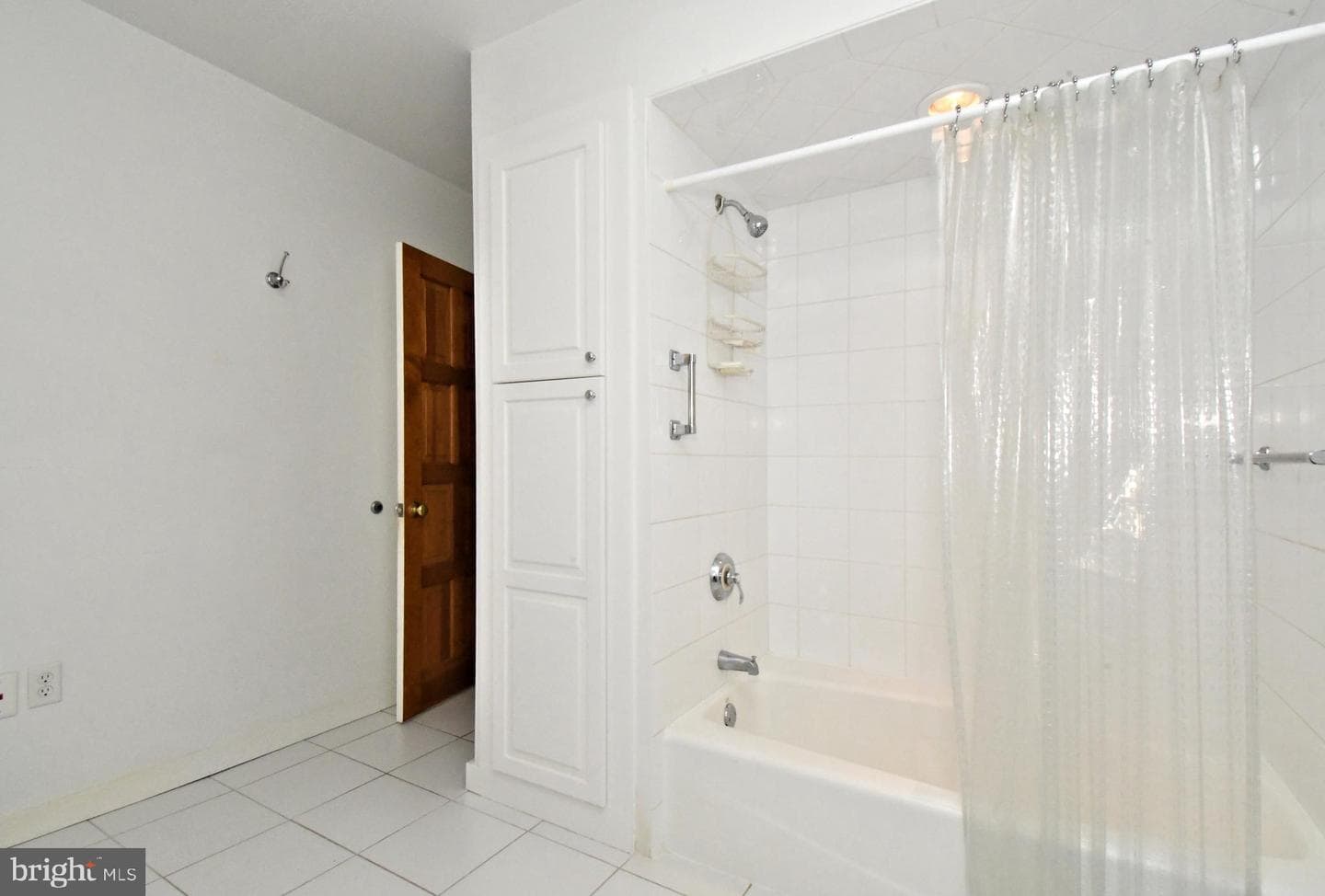 650 Gabriel Court photo 55