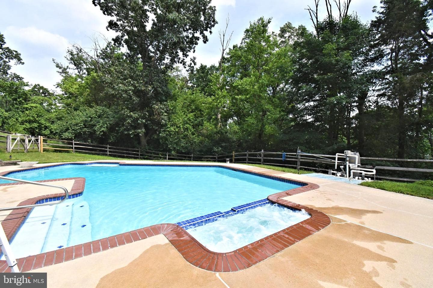 650 Gabriel Court photo 68