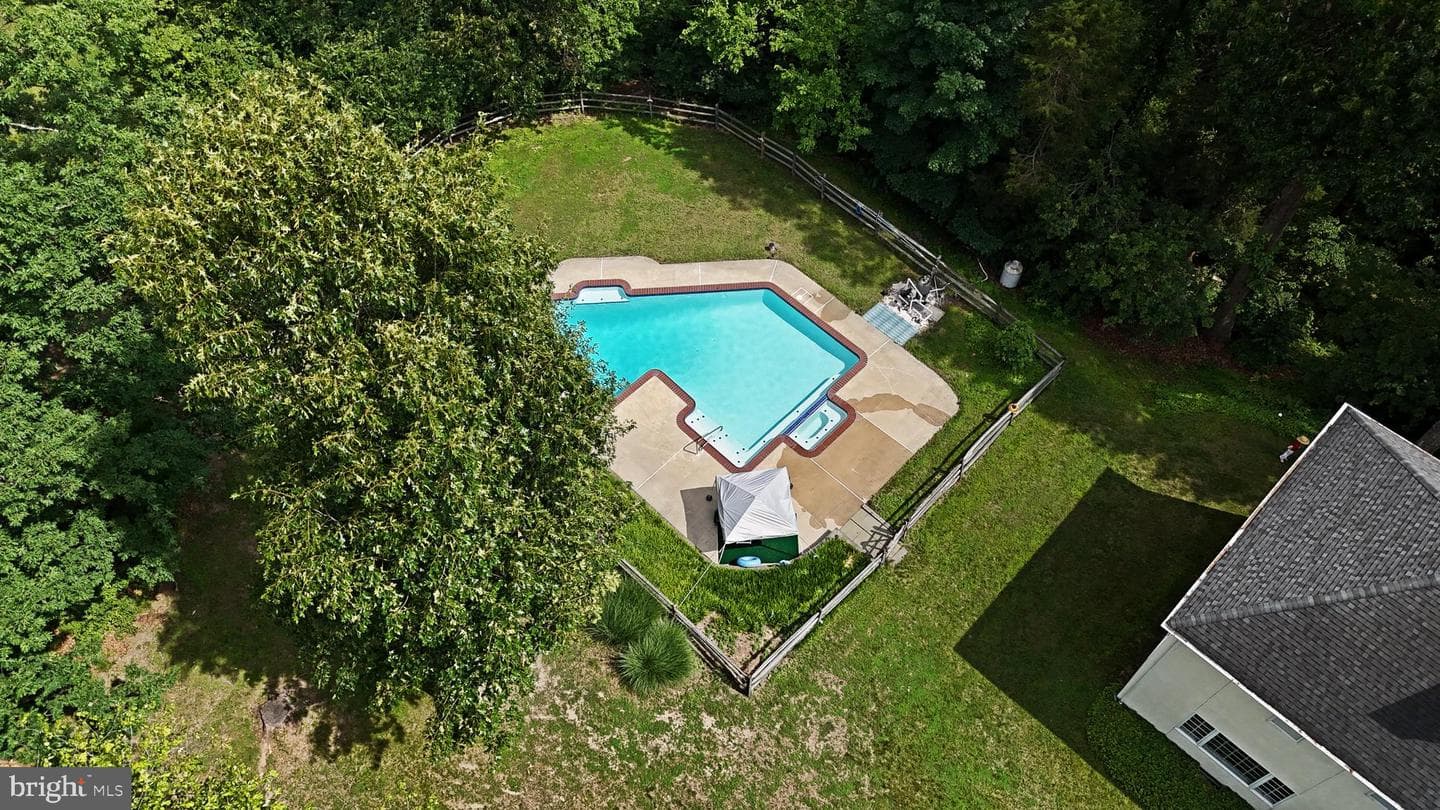 650 Gabriel Court photo 84