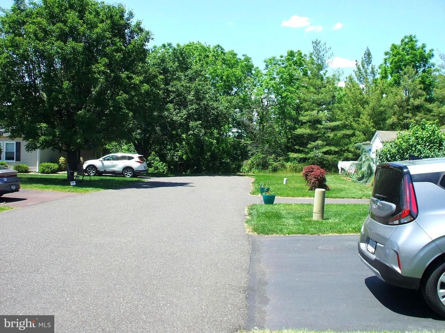 14 Woodbine Court W photo 39