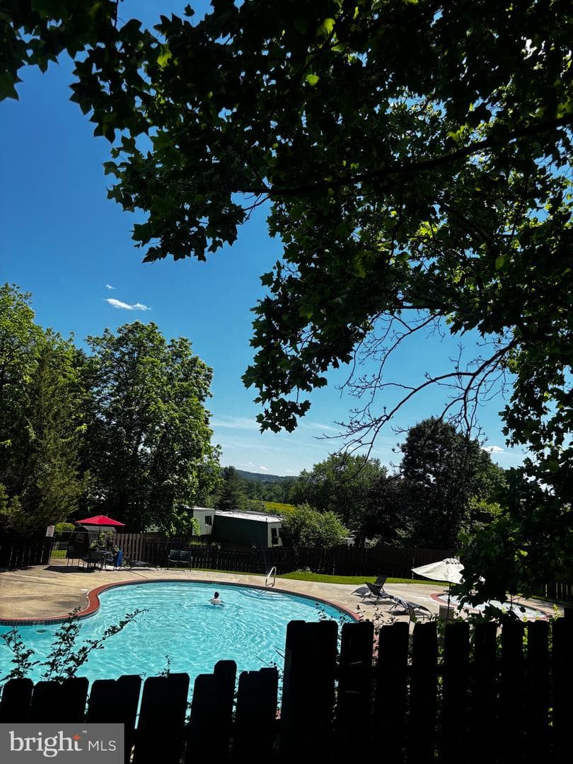 511 Meadowview Lane #511 photo 17