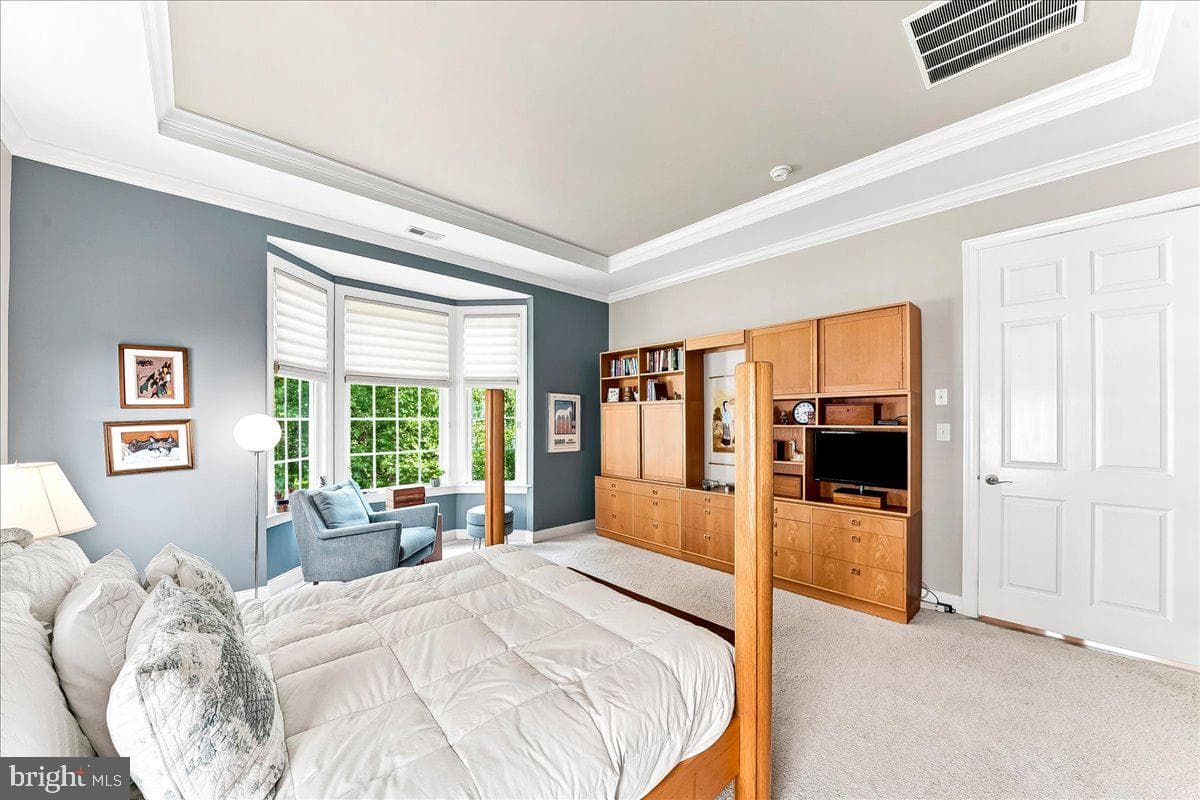 404 Peters Way photo 12