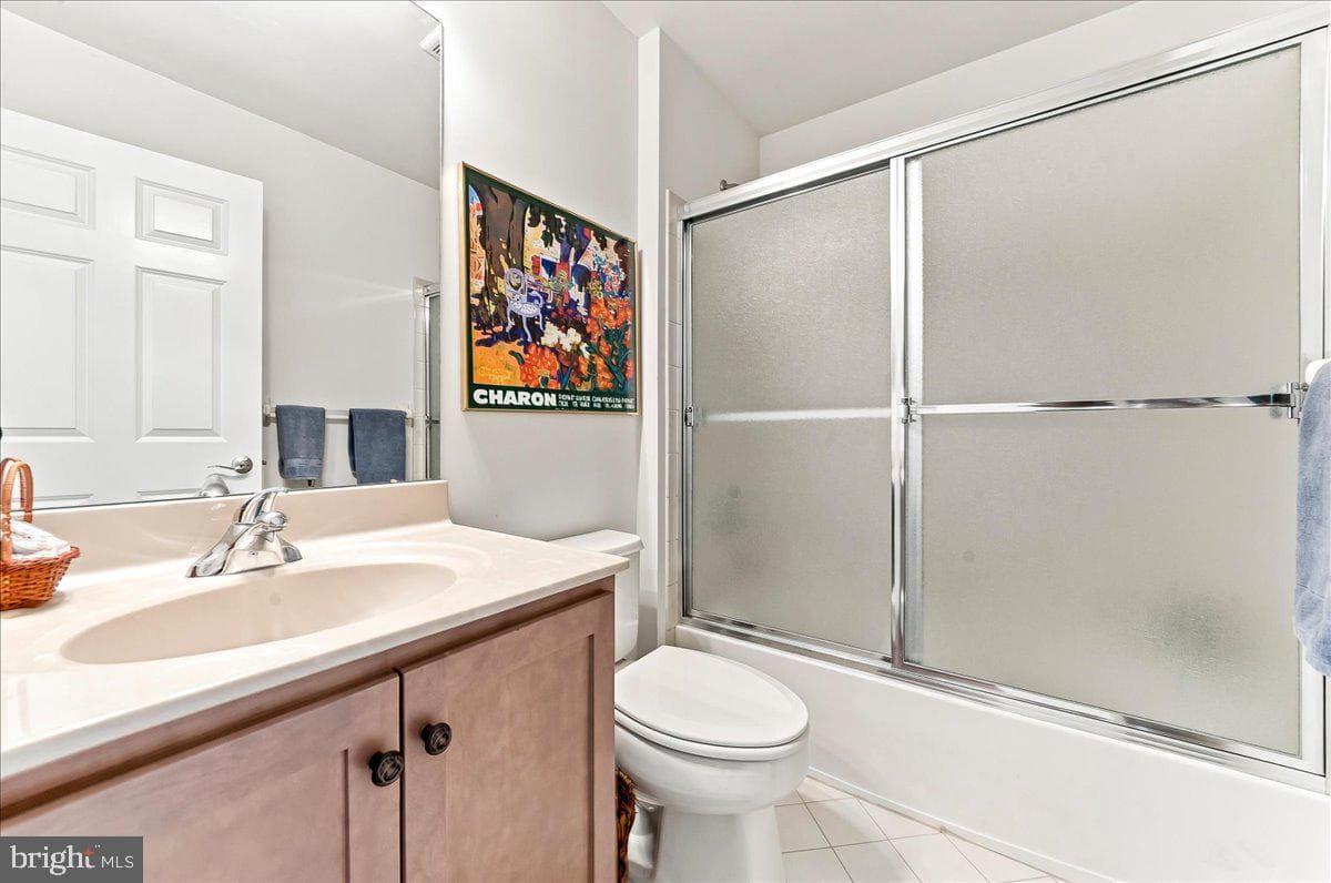 404 Peters Way photo 22