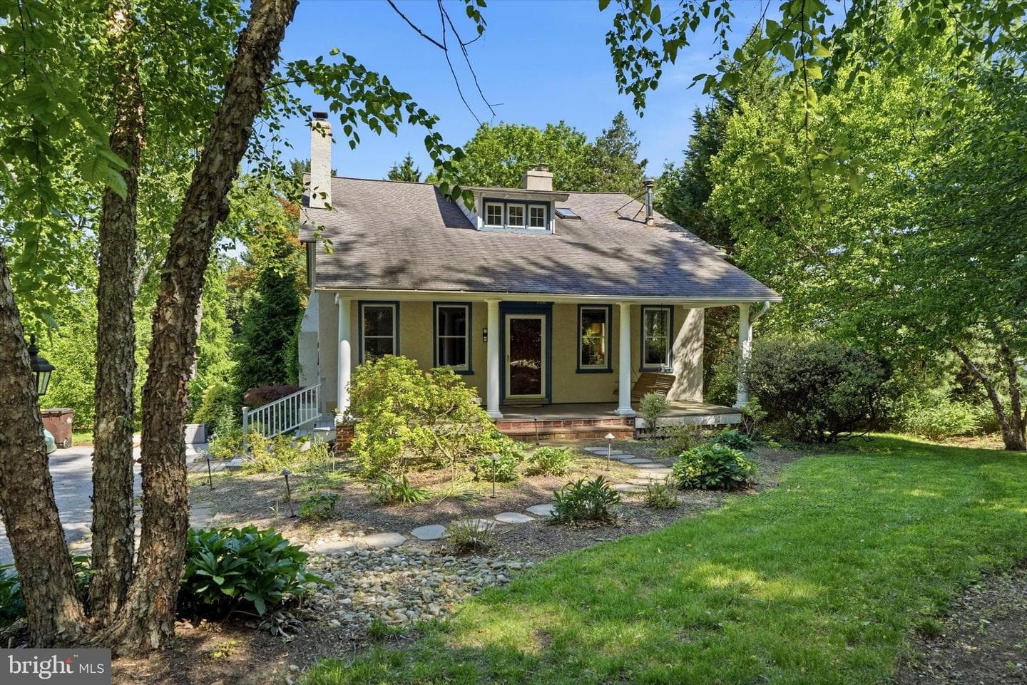 1054 Croton Road photo 2