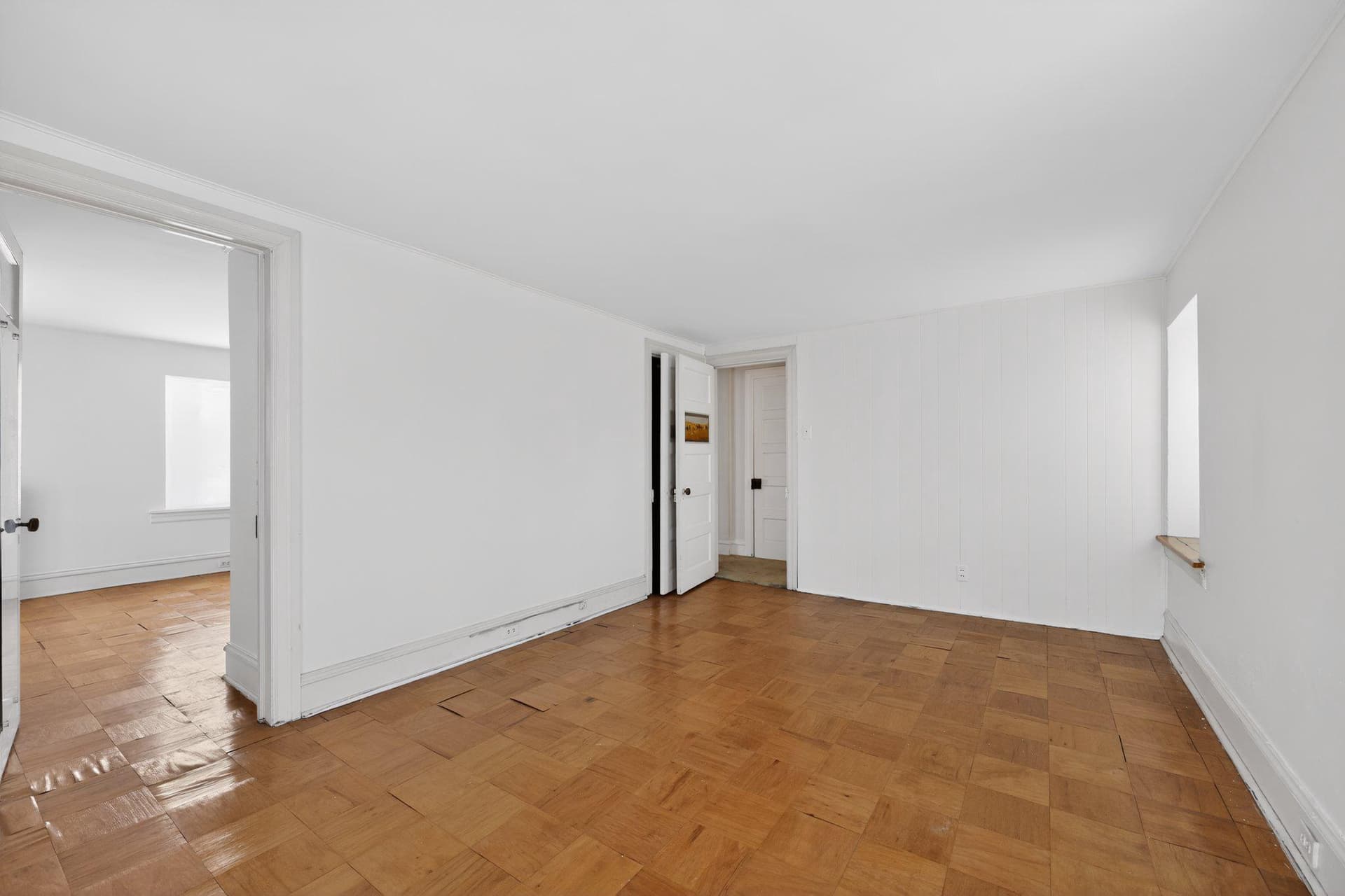 750 Loch Alsh Avenue photo 27